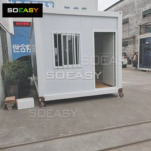 New Design with Wheels under Detachable Container House Prefab